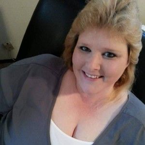 Meet your Posher, Paula